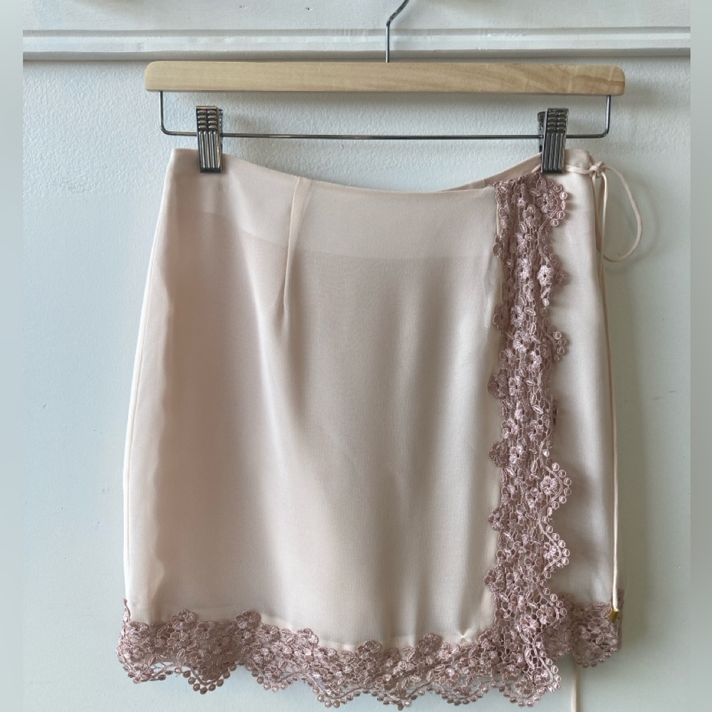 KEEPSAKE the Label Blush Lace mini Skirt
